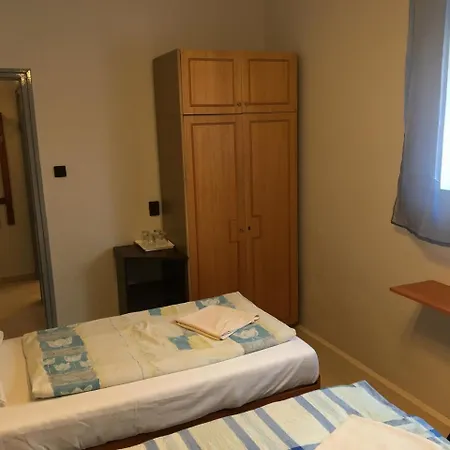 Stella Vendeghaz Guest house *