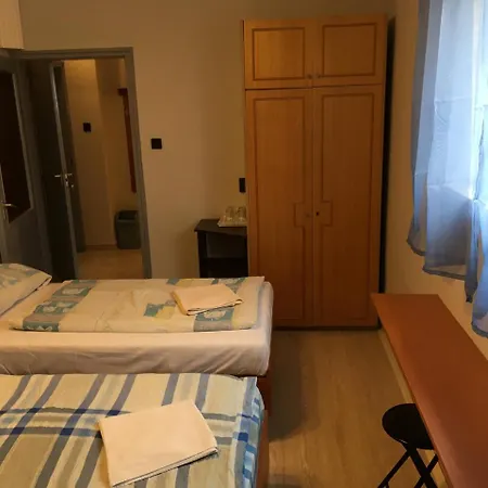 Stella 3*